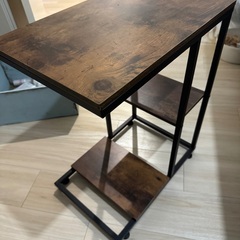 【美品】ナイトサイドテーブル マットブラック 木目調の画像