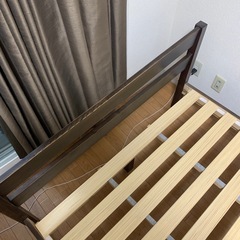 ベッドフレームの画像