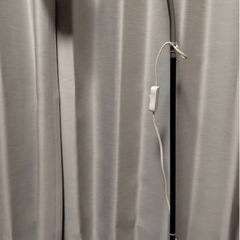 IKEA スタンドライトの画像