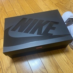 新品Supreme × Nike Air Force 1 Low "White"30cmの画像