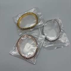 アクセサリー　ブレスレット　時計の画像