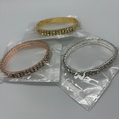 アクセサリー　ブレスレット　時計の画像