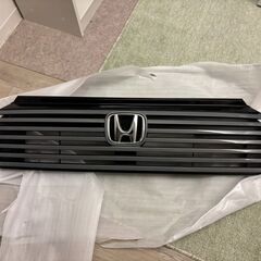 HONDA　ヴェゼル　純正フロントグリル　スレートグレーパール