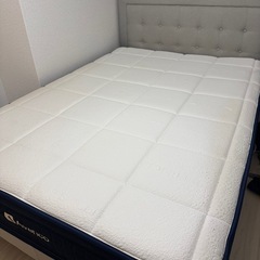 【使用2年】ZINUS 布張り ダブルベッドフレーム &Avenco 高反発マットレス セットの画像