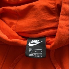 ナイキパーカーの画像