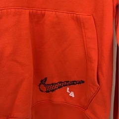 ナイキパーカーの画像