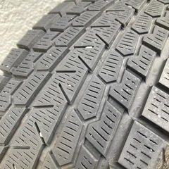 ヨコハマ アイスガードスタッドレス225/70R16 中古の画像