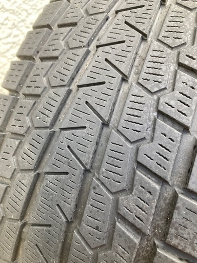 ヨコハマ アイスガードスタッドレス225/70R16 中古