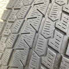 ヨコハマ アイスガードスタッドレス225/70R16 中古の画像