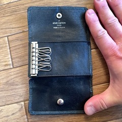 LOUIS VUITTON キーケース　ルイヴィトン　タイガの画像