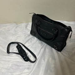 レザーバッグ　ヴィンテージ　y2k ブラック　黒　モード系の画像