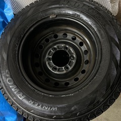 {11/14までのご投稿とさせてください}ハイエース, 純正タイヤ, スタッドレス, の画像