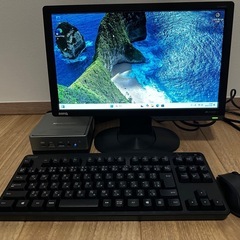 最終値下げ✨高性能ミニPC✨ MINISFORUM UM350 Ryzen5 3550H / メモリ8GB / SSD256GB / Wi-Fi内蔵 / Windows11 即使用可！の画像