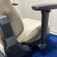 レーシングスタイル ゲーミングチェア ベージュの画像