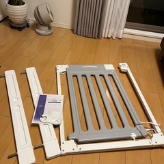 カトージ ベビーゲート LDK-STYLE 追加フレーム2個付 ホワイト&グレー 67-93cmの画像