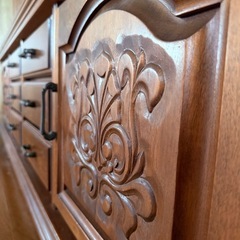 【超希少/破格】ヴィクトリア様式 高級彫刻大型アンティークキャビネット一式　オールドカリモク/karimoku/大塚家具/アーリーアメリカン　いたずら購入により再掲しますの画像