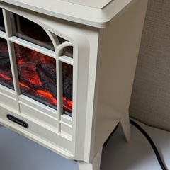 暖炉のある暮らしを気軽に楽しめる🌟 Dinky stove3～8畳 ホワイトの画像