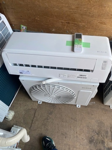 取り付け工事込み金額 RIAIR YHA-S22N ヤマダオリジナル リエア エアコン 2023年モデル 主に6畳用 ホワイトYHAS22N