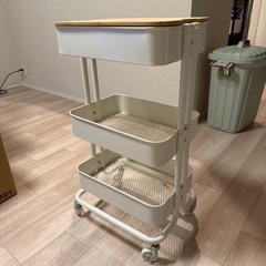 IKEA RÅSKOG（ロースコグ） ワゴン 白の画像