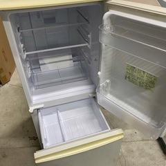 NO B623🌈福岡市内配送設置無料✨🌈シャープ SHARP 冷蔵庫（137L・つけかえどっちもドア） ホワイト系 SJ-14W-Wの画像