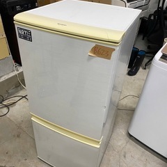 NO B623🌈福岡市内配送設置無料✨🌈シャープ SHARP 冷蔵庫（137L・つけかえどっちもドア） ホワイト系 SJ-14W-Wの画像