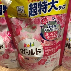 P&G Bold ボールド 超特大サイズ 抗菌フローラル洗剤✕8個の画像