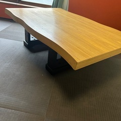 テーブル　の画像