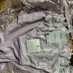 【新品タグ付き】Wing レシアージュ ブラ＆ショーツセット パープル B65/M 上品レース ワコールの画像