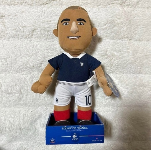 輸入品✨カリム・ベンゼマ　ぬいぐるみ　フランス代表ver. サッカー　フィギュア