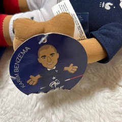 輸入品✨カリム・ベンゼマ　ぬいぐるみ　フランス代表ver. サッカー　フィギュアの画像