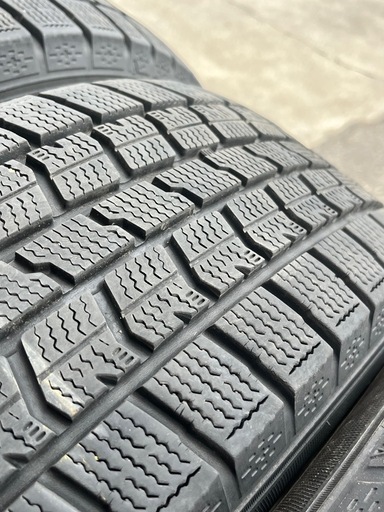 バリ溝！スタッドレス グッドイヤー ナビ7 195/65R15 タイヤのみ 4本