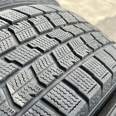 バリ溝！スタッドレス グッドイヤー ナビ7 195/65R15 タイヤのみ 4本の画像