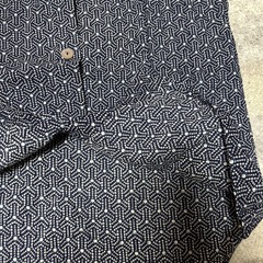 ①着物生地ベスト？   総柄　前開き　薄手　練習着　舞台衣装、リメイク　羽織　生地の画像