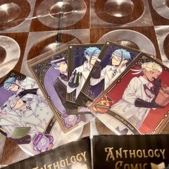 ツイステッドワンダーランド 本 グッズ セットの画像