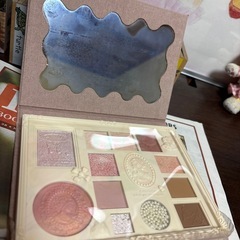 カラーノーズ　アイシャドウパレットの画像