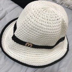 ハットの画像