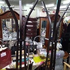 超お買い得　極上美品　高級　ハンガーラック　物干し竿　ハンガー　ラック　帽子　コート　洗濯機 ハンガーの画像