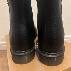 ドクターマーチン　チェルシーブーツ23.5cmの画像