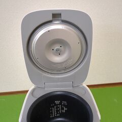 炊飯器の画像