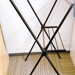  M621 NITORI ニトリ コンパクト X型 物干し ブラック の画像