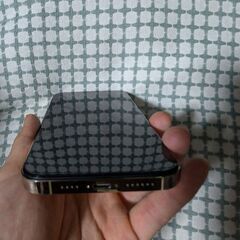 iPhone 14 Pro Max 128GB ゴールド｜ケース付き｜保護フィルム貼付済み｜美品✨の画像