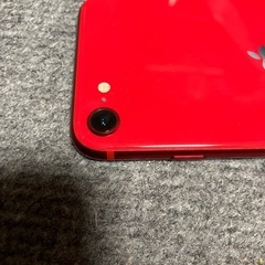 SIMフリー　iPhoneSE2     product RED256GB バッテリー100% の画像