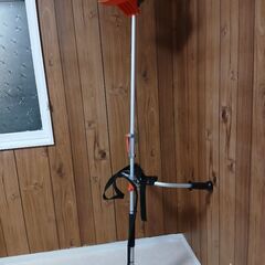 電動草刈り機　バッテリー充電器付きの画像