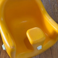 Karibu カリブ ベビー用チェア トレイ付き オレンジの画像