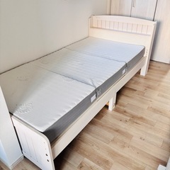 北欧風　ホワイトオークシングルベッド　マットレス付きの画像