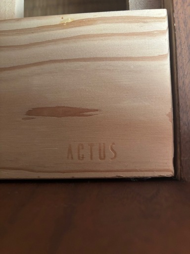 ベッド　クイーンサイズ　ACTUS　