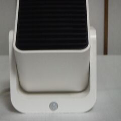 コンパクトセラミックヒーター ホワイト [人感センサー付き]の画像