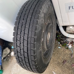 スタッドレスタイヤの画像