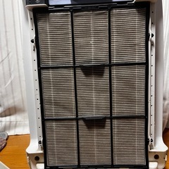 現役⭐︎ダイキン空気清浄機、加湿機能付の画像