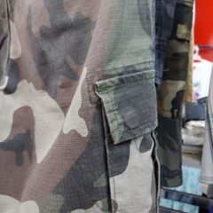 Footlocker army shortsの画像
